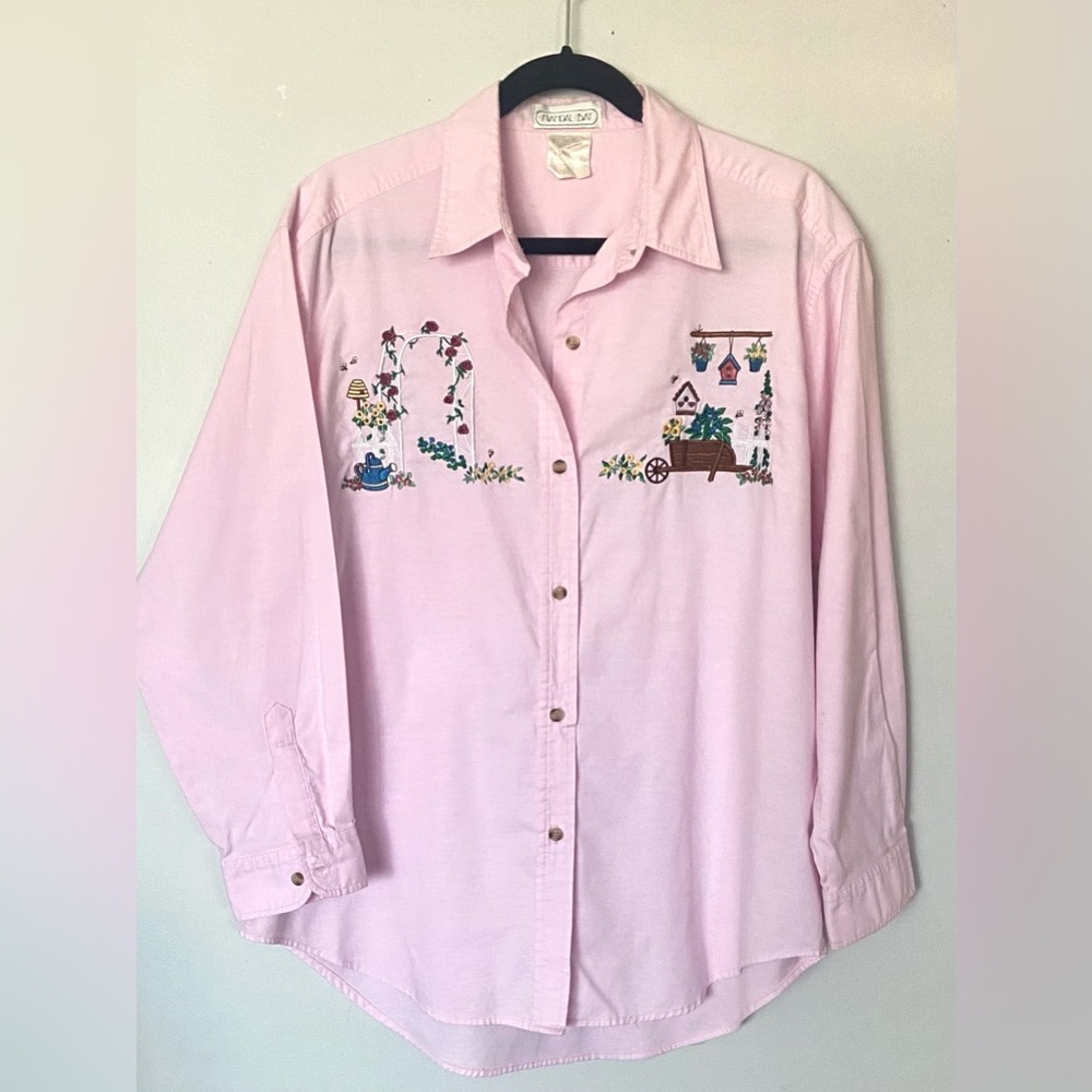MANDAL BAY Women’s Pink long sleeve large shirt